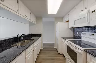 2875 Palm Beach Blvd, Fort Myers, FL 33916 - Photo 9