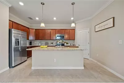 4040 E Hampton Cir, Alva, FL 33920 - Photo 5