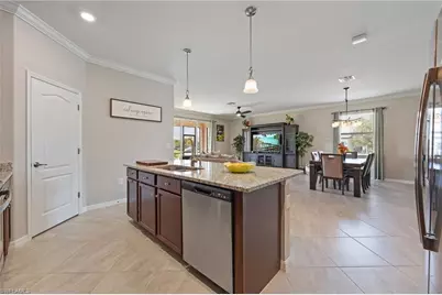 4040 E Hampton Cir, Alva, FL 33920 - Photo 9