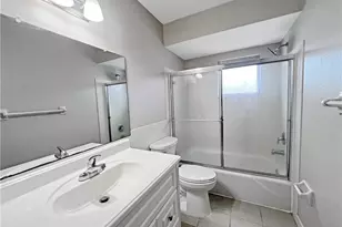 6635 Warwick Cir, Fort Myers, FL 33919 - Photo 15