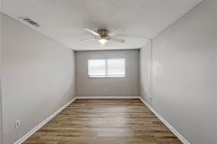 6635 Warwick Cir, Fort Myers, FL 33919 - Photo 17