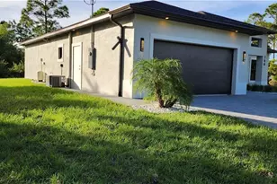 746 Courtland Ave S, Lehigh Acres, FL 33974 - Photo 37