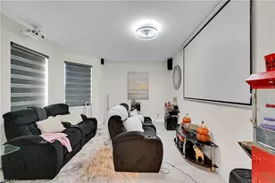 607 NW 16th Pl, Cape Coral, FL 33993 - Photo 7