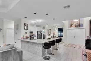 607 NW 16th Pl, Cape Coral, FL 33993 - Photo 3