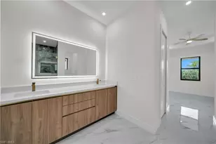 626 NE 8th St, Cape Coral, FL 33909 - Photo 21