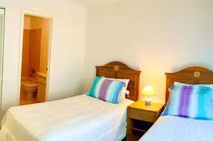 1005 SW 48th Terrace, Cape Coral, FL 33914 - Photo 5