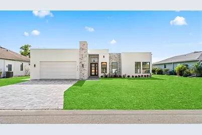 526 SE 4th St, Cape Coral, FL 33990 - Photo 3