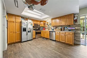 3001 SW 2nd Ct, Cape Coral, FL 33914 - Photo 7