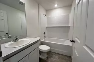 3401 NE 8th Pl, Cape Coral, FL 33909 - Photo 5