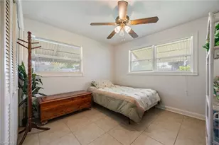 5128 York Ct, Cape Coral, FL 33904 - Photo 23