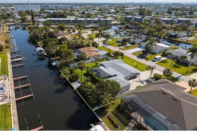 5128 York Ct, Cape Coral, FL 33904 - Photo 49