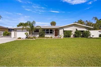 5128 York Ct, Cape Coral, FL 33904 - Photo 43