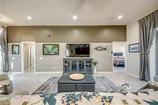 2681 Brightside Ct, Cape Coral, FL 33991 - Photo 7