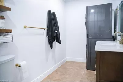 2828 Santa Barbara Blvd, Cape Coral, FL 33914 - Photo 19