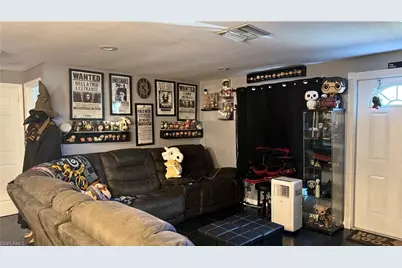 2184 Coronet St, Fort Myers, FL 33907 - Photo 3