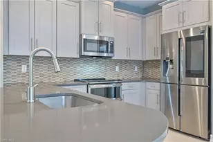 3571 Brittons Ct, Fort Myers, FL 33916 - Photo 3