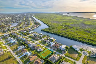 2811 SW 29th Ct, Cape Coral, FL 33914 - Photo 5