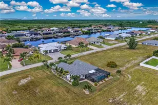 1605 NW 43rd Ave, Cape Coral, FL 33993 - Photo 3