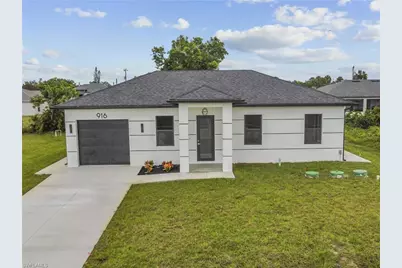 916 Sara Ave N, Lehigh Acres, FL 33971 - Photo 1