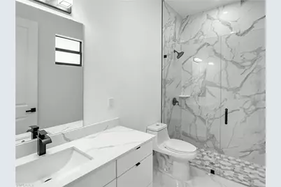 916 Sara Ave N, Lehigh Acres, FL 33971 - Photo 11