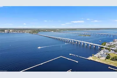 2090 W First St #F2806, Fort Myers, FL 33901 - Photo 11