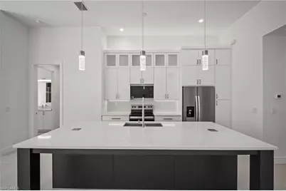 2304 SW 38th Ter, Cape Coral, FL 33914 - Photo 17