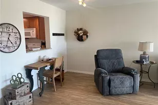 1624 Pine Valley Dr, Fort Myers, FL 33907 - Photo 3