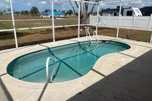 1414 NE 17th Ave, Cape Coral, FL 33909 - Photo 11