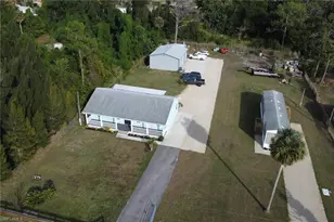 8117 Breeze Dr, North Fort Myers, FL 33917 - Photo 3