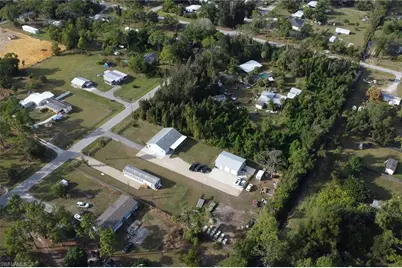 8111 Breeze Dr, North Fort Myers, FL 33917 - Photo 23