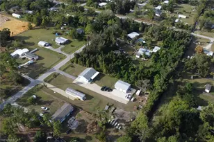 8111 Breeze Dr, North Fort Myers, FL 33917 - Photo 23