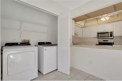 1322 S Brandywine Cir #1, Fort Myers, FL 33919 - Photo 11