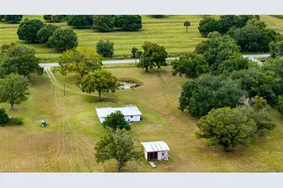 2404 Silver Lake Rd, Labelle, FL 33935 - Photo 31