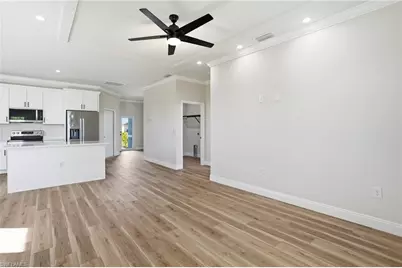 8002 Mill Ct, Labelle, FL 33935 - Photo 7