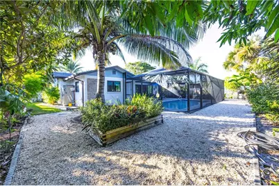 4929 Edith Esplanade, Cape Coral, FL 33904 - Photo 35
