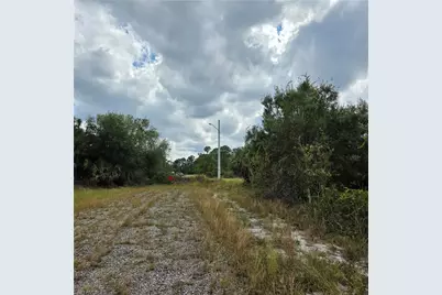 4627 Karen Ave N, Lehigh Acres, FL 33971 - Photo 5