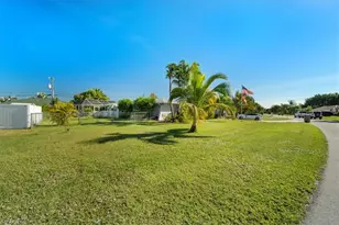 1514 Canal St, Lehigh Acres, FL 33936 - Photo 17