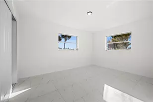 33 Golfview Pl, Rotonda West, FL 33947 - Photo 27