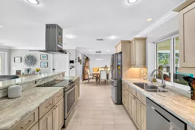 2243 Flora Ave, Fort Myers, FL 33907 - Photo 7