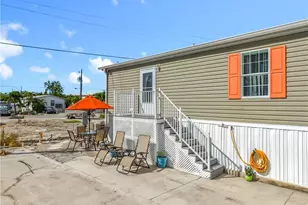 16 Helen Ln, Fort Myers Beach, FL 33931 - Photo 35