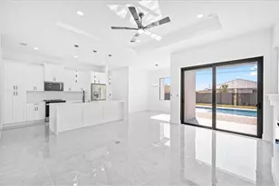 624 Tropicana Parkway W, Cape Coral, FL 33993 - Photo 7