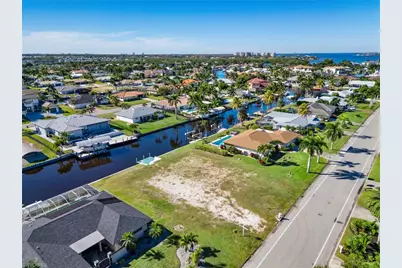 9821 Cypress Lake Dr, Fort Myers, FL 33919 - Photo 7