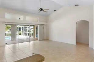 422 SE 12th Ct, Cape Coral, FL 33990 - Photo 11