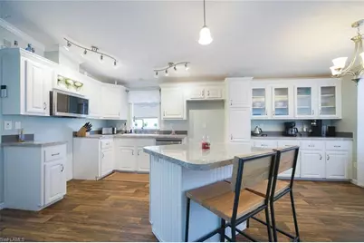 2831 York Rd, Saint James City, FL 33956 - Photo 17