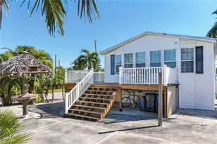 2831 York Rd, Saint James City, FL 33956 - Photo 5