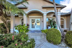 4934 SW 2nd Pl, Cape Coral, FL 33914 - Photo 3