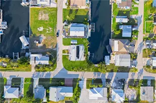 2631 Bayshore Dr, Matlacha, FL 33993 - Photo 33
