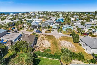 140 Hercules Dr, Fort Myers Beach, FL 33931 - Photo 15