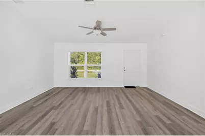 1021 SW 9th Ave, Cape Coral, FL 33991 - Photo 3