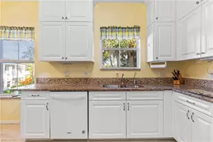 28060 Palmas Grandes Ln, Bonita Springs, FL 34135 - Photo 7